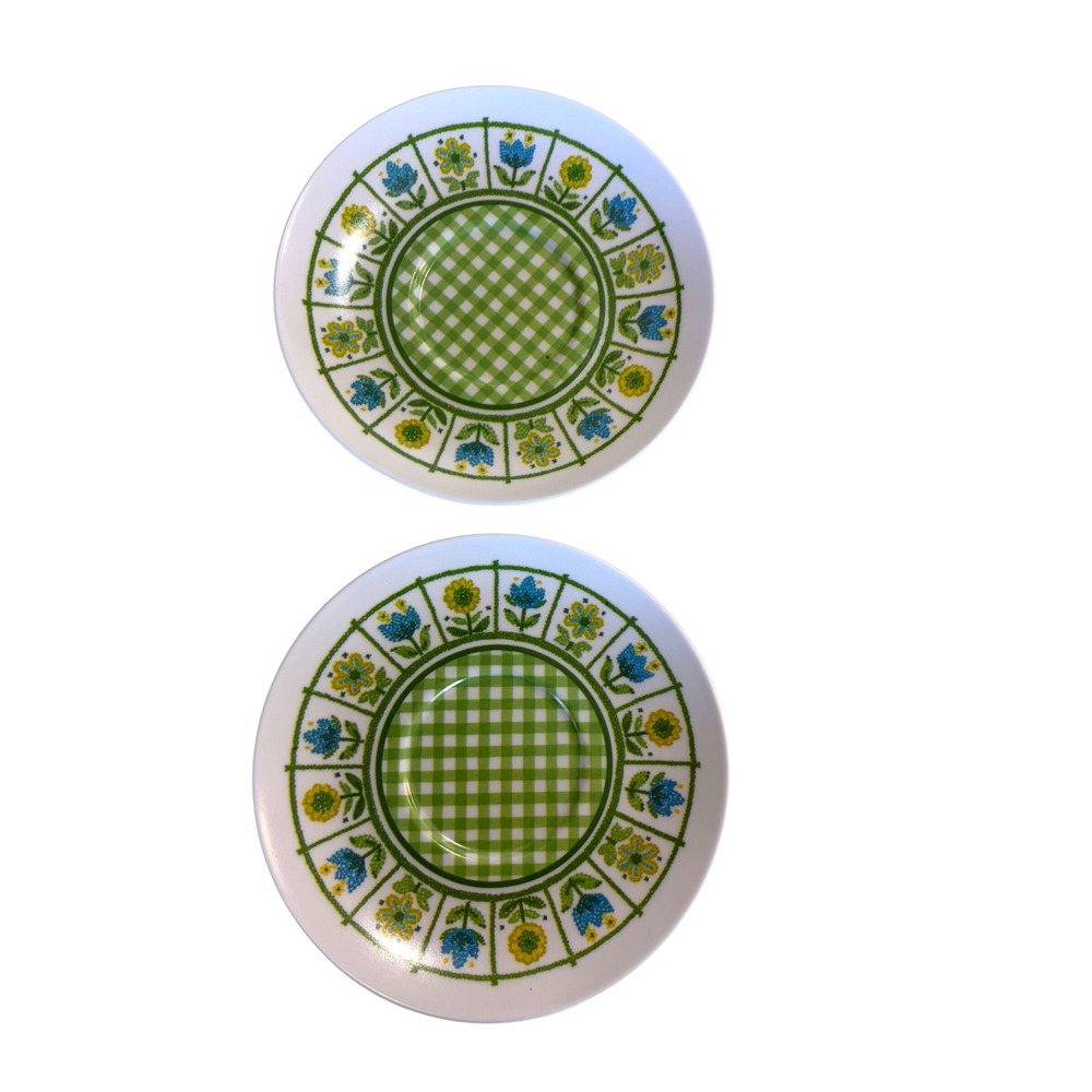 Oneida Deluxe 2120 Melmac Saucers Set of 2 Green Gingham Floral Vintage 5.75 in